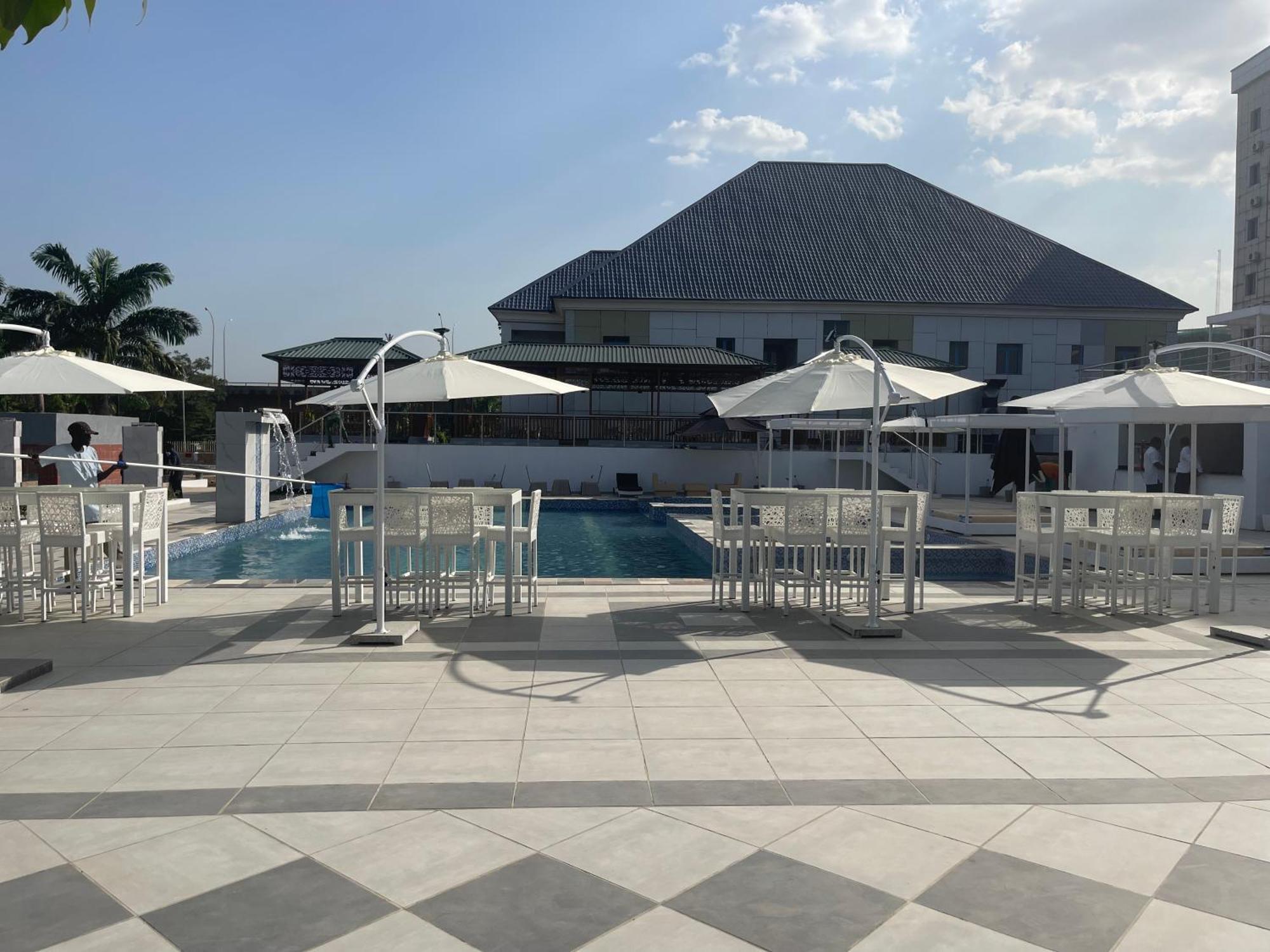 Aa Hotel And Suites Abuja Ngoại thất bức ảnh
