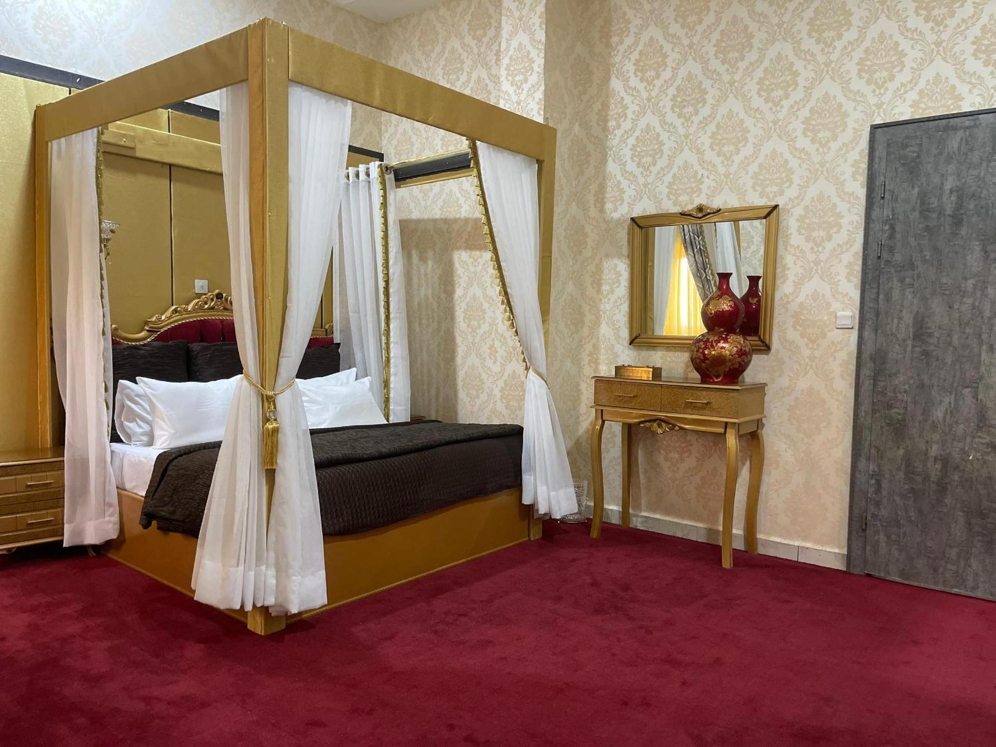 Aa Hotel And Suites Abuja Ngoại thất bức ảnh
